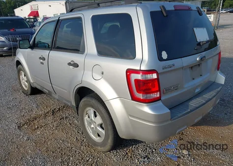 2011 Ford Escape Xlt from USA, damaged, VIN 1FMCU0D71BKC19299
